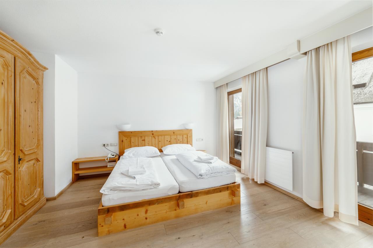 Hotel Pillerseehof Sankt Ulrich am Pillersee Zimmer foto